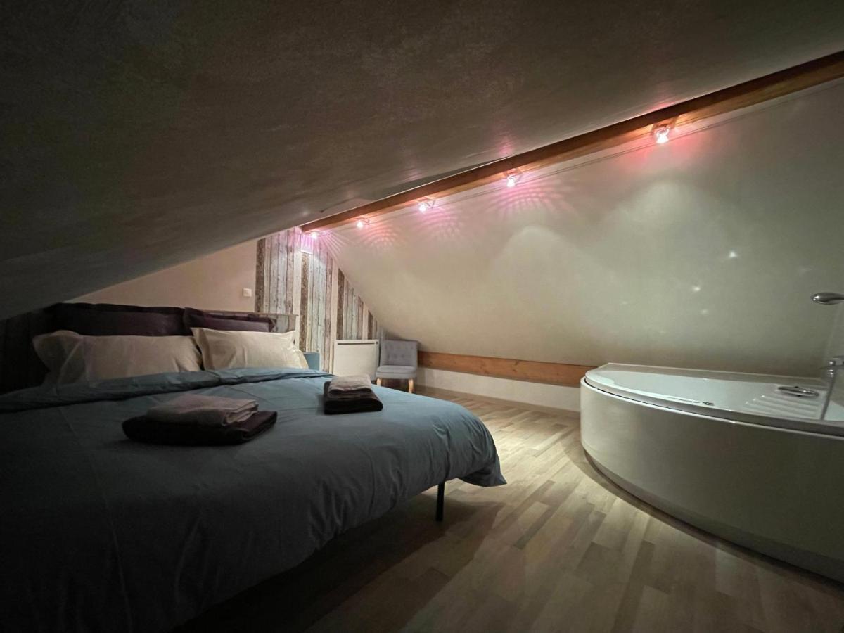Le Nid D'Amour 2Pers / Wifi / Sauna Houssen Exteriör bild